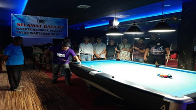  Ketua PWI Riau Buka Kejurda Biliar Sekaligus Seleksi Atlet Porwanas 